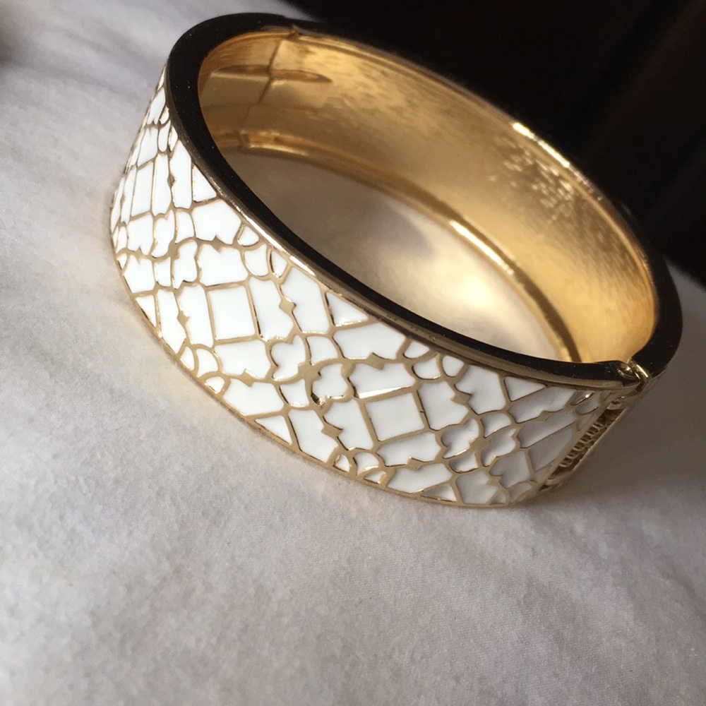 White & Gold bracelet